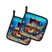 Load image into Gallery viewer, Treasure Chest Pot Holders - Set of 2 Decorative Kitchen Helpers | Made in the USA