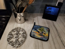 Load image into Gallery viewer, Pelican Pot Holders - Set of 2 Decorative Kitchen Helpers | Made in the USA
