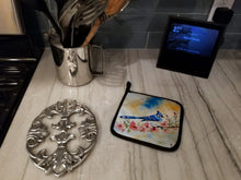Load image into Gallery viewer, Blue Jay Pot Holders - Set of 2 Decorative Kitchen Helpers | Made in the USA