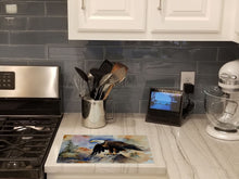 Load image into Gallery viewer, Eagle Glass Cutting Boards – Durable, Decorative Kitchen Art