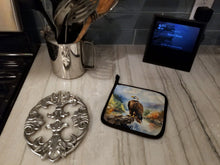 Load image into Gallery viewer, Eagle Pot Holders - Set of 2 Decorative Kitchen Helpers | Made in the USA