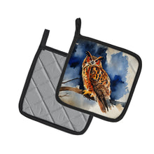 Load image into Gallery viewer, Eurasian Eagle Owl Pot Holders - Set of 2 Decorative Kitchen Helpers | Made in the USA