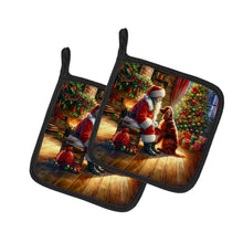 Load image into Gallery viewer, Irish Setter and Santa Claus Pot Holders - Set of 2 Decorative Kitchen Helpers | Made in the USA