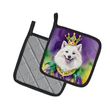 Load image into Gallery viewer, American Eskimo King of Mardi Gras Pot Holders - Set of 2 Decorative Kitchen Helpers | Made in the USA
