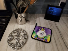 Load image into Gallery viewer, American Eskimo King of Mardi Gras Pot Holders - Set of 2 Decorative Kitchen Helpers | Made in the USA