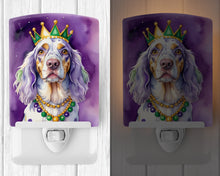 Load image into Gallery viewer, English Setter King of Mardi Gras Ceramic Night Light