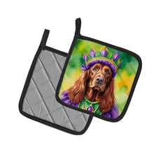 Load image into Gallery viewer, Irish Setter King of Mardi Gras Pot Holders - Set of 2 Decorative Kitchen Helpers | Made in the USA