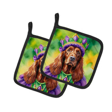 Load image into Gallery viewer, Irish Setter King of Mardi Gras Pot Holders - Set of 2 Decorative Kitchen Helpers | Made in the USA