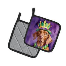 Load image into Gallery viewer, Vizsla King of Mardi Gras Pot Holders - Set of 2 Decorative Kitchen Helpers | Made in the USA