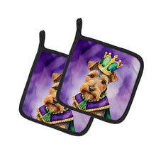 Load image into Gallery viewer, Welsh Terrier King of Mardi Gras Pot Holders - Set of 2 Decorative Kitchen Helpers | Made in the USA