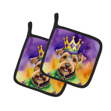 Load image into Gallery viewer, Welsh Terrier King of Mardi Gras Pot Holders - Set of 2 Decorative Kitchen Helpers | Made in the USA