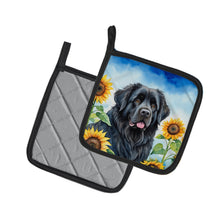 Load image into Gallery viewer, Newfoundland in Sunflowers Pot Holders - Set of 2 Decorative Kitchen Helpers | Made in the USA