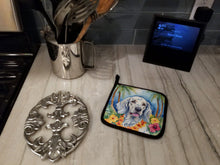 Load image into Gallery viewer, English Setter Luau Pot Holders - Set of 2 Decorative Kitchen Helpers | Made in the USA
