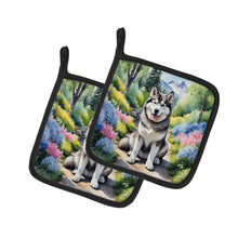 Load image into Gallery viewer, Alaskan Malamute Spring Garden Pot Holders - Set of 2 Decorative Kitchen Helpers | Made in the USA