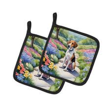 Load image into Gallery viewer, American Foxhound Spring Garden Pot Holders - Set of 2 Decorative Kitchen Helpers | Made in the USA