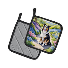 Load image into Gallery viewer, Collie Spring Path Pot Holders - Set of 2 Decorative Kitchen Helpers | Made in the USA