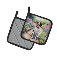 Load image into Gallery viewer, Pointer Spring Path Pot Holders - Set of 2 Decorative Kitchen Helpers | Made in the USA