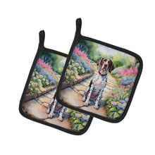 Load image into Gallery viewer, Pointer Spring Path Pot Holders - Set of 2 Decorative Kitchen Helpers | Made in the USA