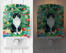 Load image into Gallery viewer, Chantilly Tiffany Cat By the Christmas Tree Ceramic Night Light