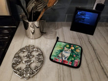 Load image into Gallery viewer, Li Hua Cat By the Christmas Tree Pot Holders - Set of 2 Decorative Kitchen Helpers | Made in the USA