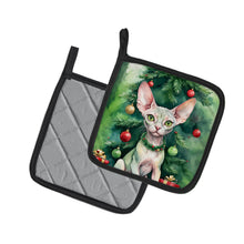 Load image into Gallery viewer, Minskin Cat By the Christmas Tree Pot Holders - Set of 2 Decorative Kitchen Helpers | Made in the USA