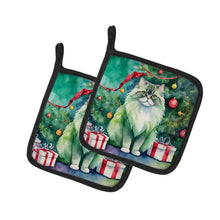Load image into Gallery viewer, Persian Cat By the Christmas Tree Pot Holders - Set of 2 Decorative Kitchen Helpers | Made in the USA