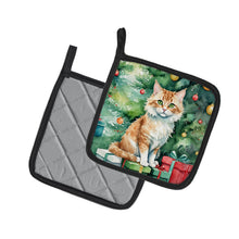 Load image into Gallery viewer, Skookum Cat By the Christmas Tree Pot Holders - Set of 2 Decorative Kitchen Helpers | Made in the USA