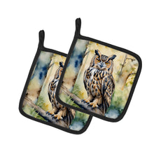 Load image into Gallery viewer, Eurasian Eagle Owl Pot Holders - Set of 2 Decorative Kitchen Helpers | Made in the USA
