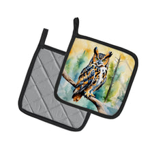 Load image into Gallery viewer, Great Horned Owl Pot Holders - Set of 2 Decorative Kitchen Helpers | Made in the USA