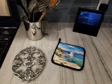 Load image into Gallery viewer, Utah California Gull Pot Holders - Set of 2 Decorative Kitchen Helpers | Made in the USA