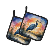 Load image into Gallery viewer, Blue Heron Setting Sun Pot Holders - Set of 2 Decorative Kitchen Helpers | Made in the USA