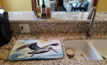 Load image into Gallery viewer, Pelican Diving Dish Drying Mat