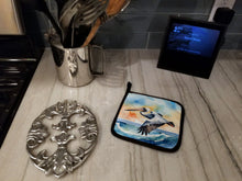 Load image into Gallery viewer, Pelican Soaring Pot Holders - Set of 2 Decorative Kitchen Helpers | Made in the USA