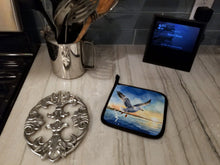 Load image into Gallery viewer, Gull Flying Low Pot Holders - Set of 2 Decorative Kitchen Helpers | Made in the USA