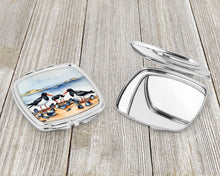 Load image into Gallery viewer, Oystercatchers Feeding Compact Mirror – Stylish Purse Mirror with Artistic Covers