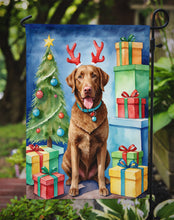 Load image into Gallery viewer, Chesapeake Bay Retriever Christmas Garden Flag – Dog in Reindeer Antlers with Tree &amp; Gifts