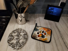 Load image into Gallery viewer, Bear Pride Pair of Pot Holders