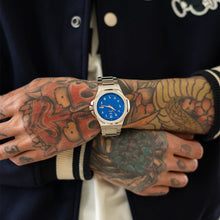 Load image into Gallery viewer, DS103SS - DAY TRIP STEEL SILVER &amp; BLUE WATCH