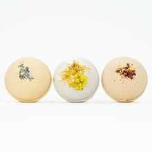 Load image into Gallery viewer, LAVENDER MINT • 100% BOTANICAL BATH BOMB •