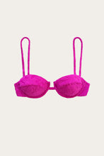 Load image into Gallery viewer, Pitaya Isola Top