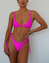 Load image into Gallery viewer, Pitaya Kokomo Bottom