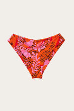 Load image into Gallery viewer, Papaya Malta Bottom