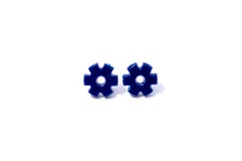 Load image into Gallery viewer, Navy Serrated Daisy Flower Stud Earrings