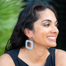 Load image into Gallery viewer, Deco Square Donut Drop Earrings