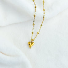 Load image into Gallery viewer, Heart Titanium Necklace