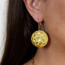 Load image into Gallery viewer, Shabby Moon Rock Retro Earrings