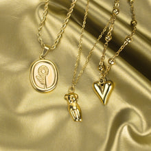 Load image into Gallery viewer, Heart Titanium Necklace