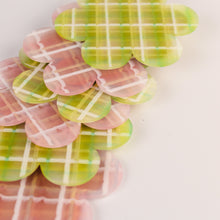 Load image into Gallery viewer, Plaid Flower Coasters