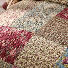 Load image into Gallery viewer, Tache Fairy Tale Tea Party Beige Burgundy Paisley Floral Cotton Patchwork Quilt Set (DXJ103443)