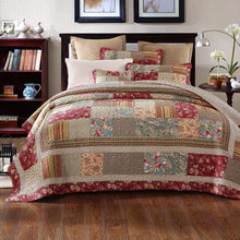 Load image into Gallery viewer, Tache Fairy Tale Tea Party Beige Burgundy Paisley Floral Cotton Patchwork Quilt Set (DXJ103443)